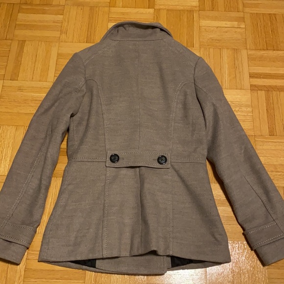 H&M jacket (spring/fall), light brown, size 6 - Picture 3 of 3